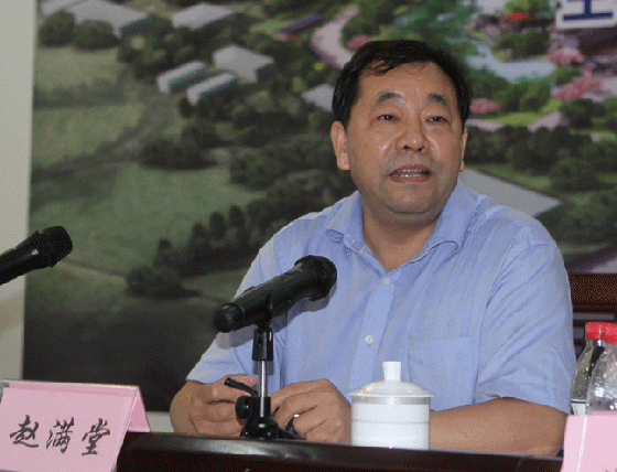 甘肃省委常委、宣传部部长连辑在本公司董事、利来老牌国际官网app电子集团董事长赵满堂陪同下到利来老牌国际官网app电子集团北京盛世南宫调研指导工作